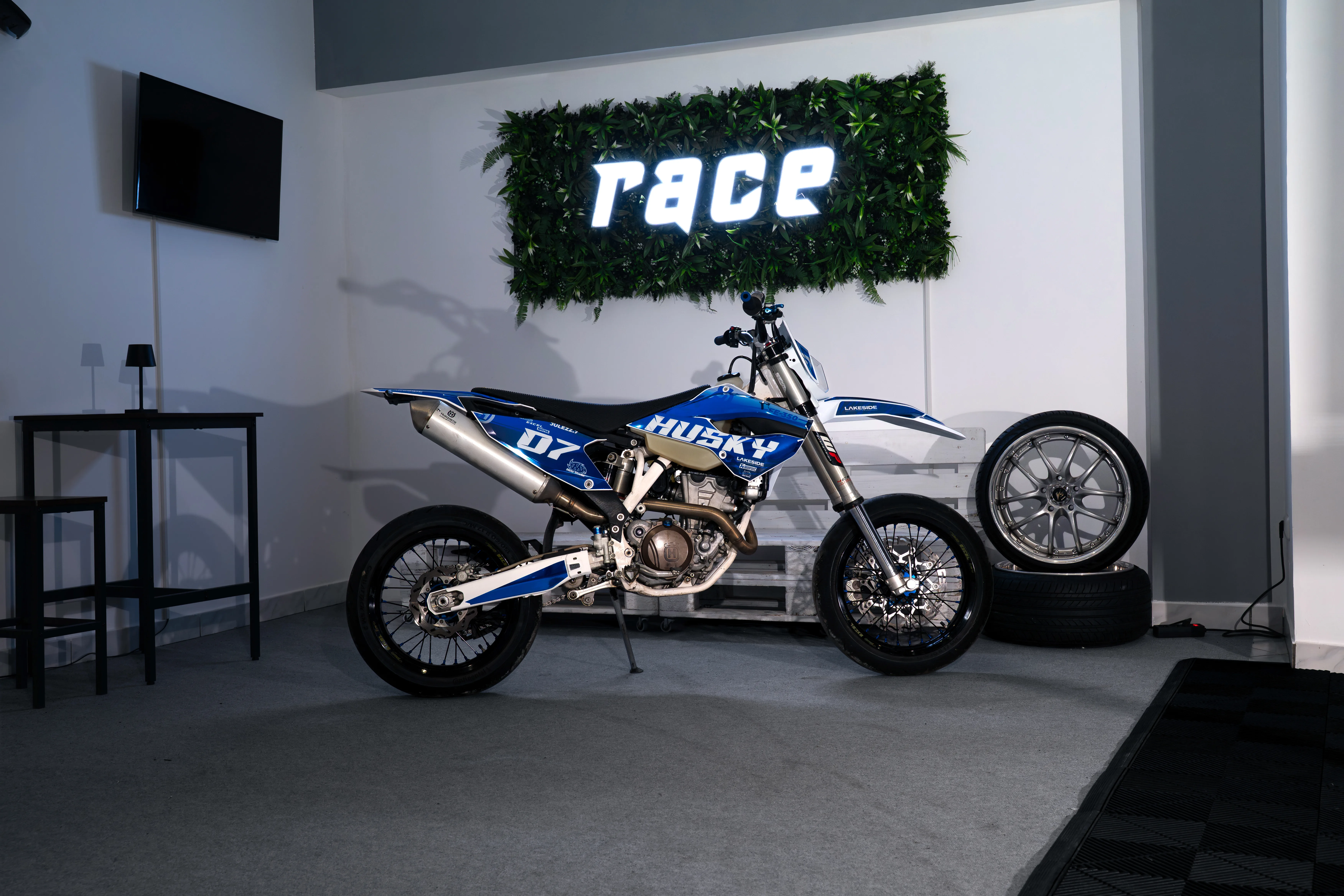 Husqvarna 450 - Custom Folierung